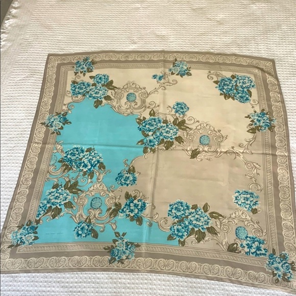 The Vera studio, vintage silk floral scarf square tan and turquoise - Picture 1 of 6